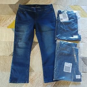 Denim 24/7 No-Gap pull on jeans. One pair